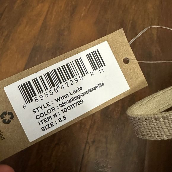 NWT TOMS Lexie Strappy Sandals Oxford Tan Heritage Canvas/Diamond Tribal - Picture 9 of 10